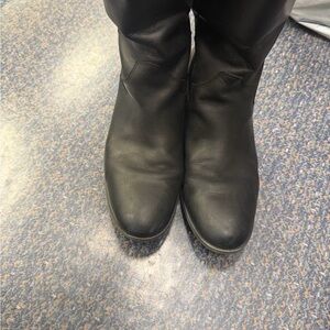 FRYE AND CO. Black Leather Heeled Boots